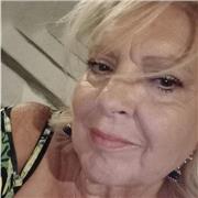 Insegante impartisce lezioni per alunni scuole elementari e medie. Inoltre lezioni di latino . Inglese. Esperienza e professionalita si assicurano